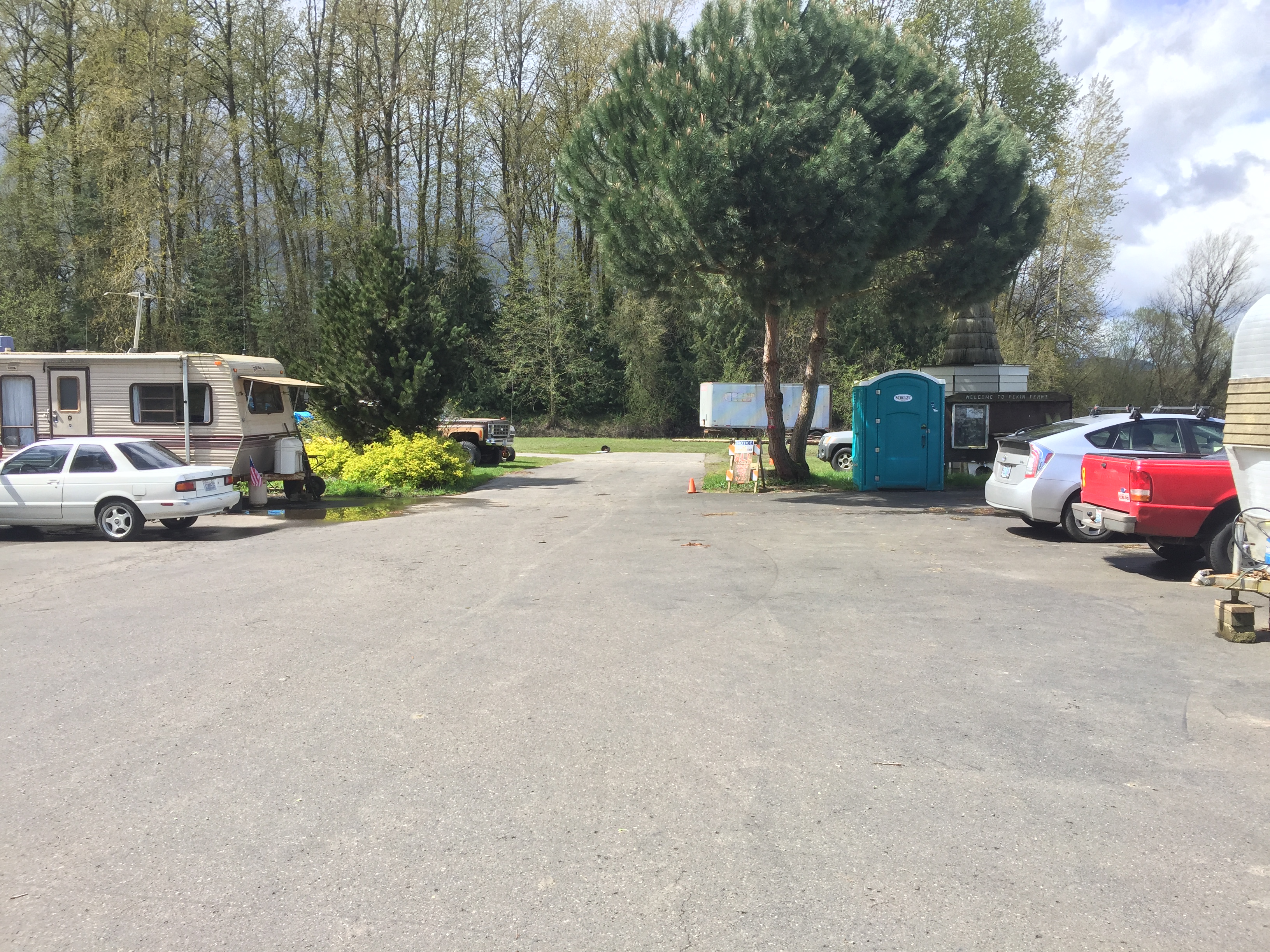Pekin Ferry on the Lewis River boat ramp + camping Estuary Partnership